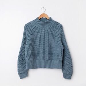 H&M wool blend blue cable knit sweater, oversized size small